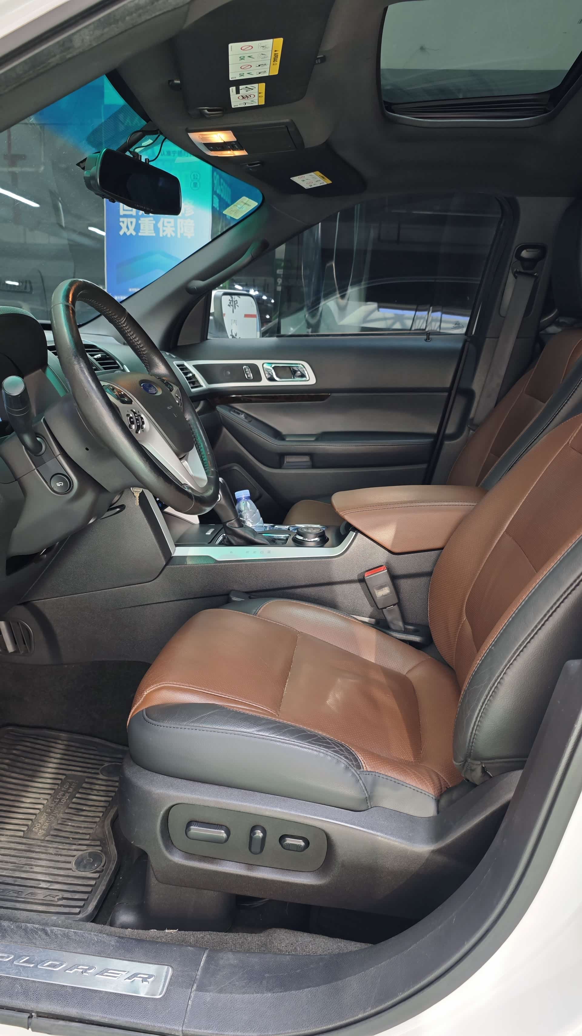 Ford Explorer, 2015 11