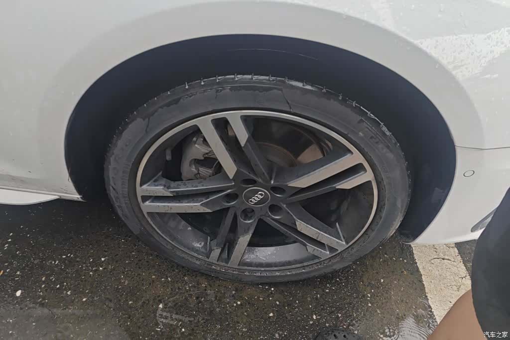 Audi A4L, 2020 6