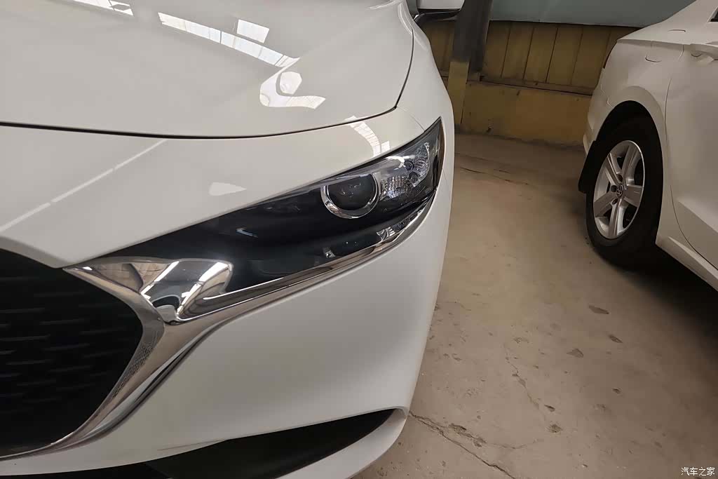 Mazda Mazda3, 2022 все фото