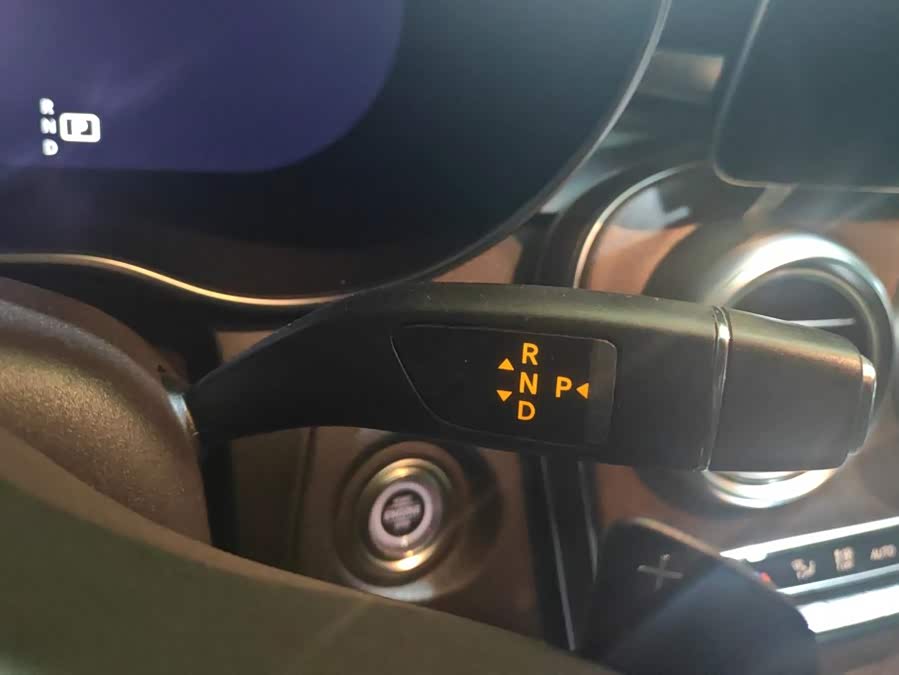 Mercedes-Benz GLC-Class 2020, фото 16