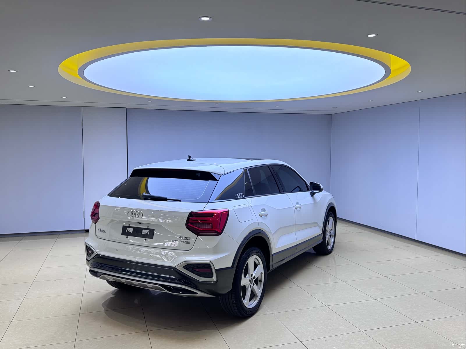 Audi Q2L, 2022 6