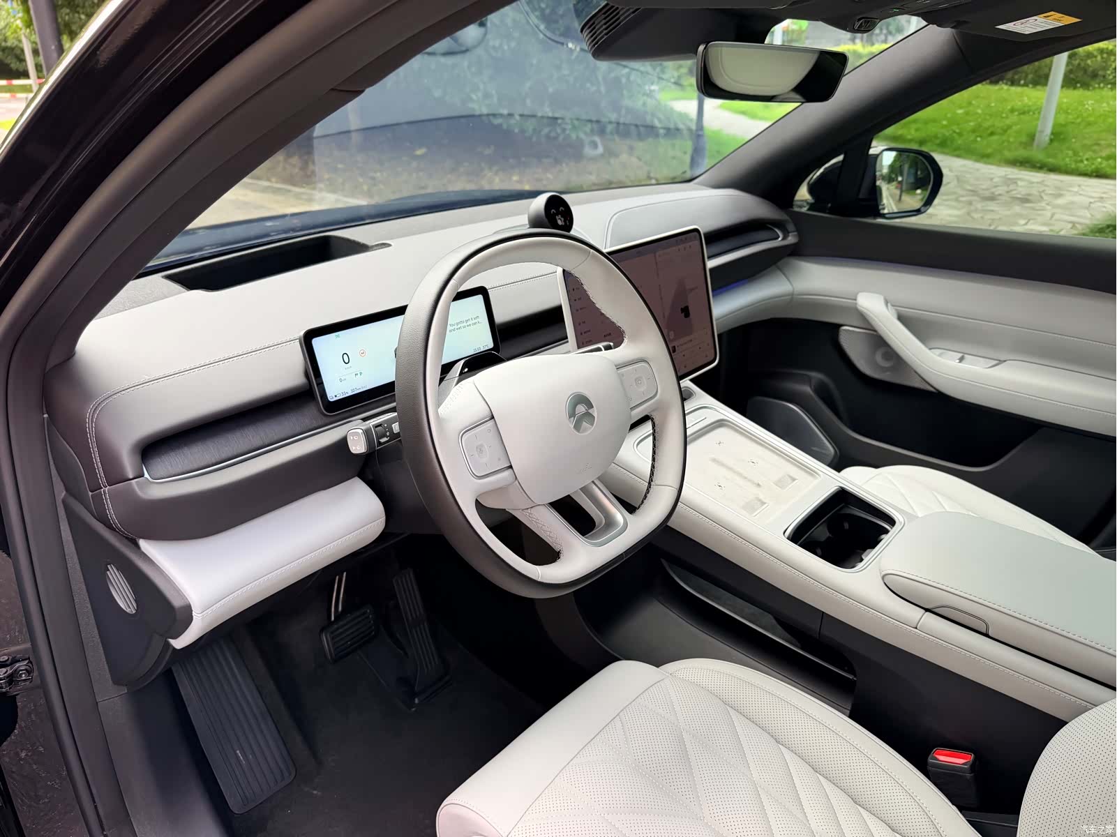 NIO ES6, 2025 9