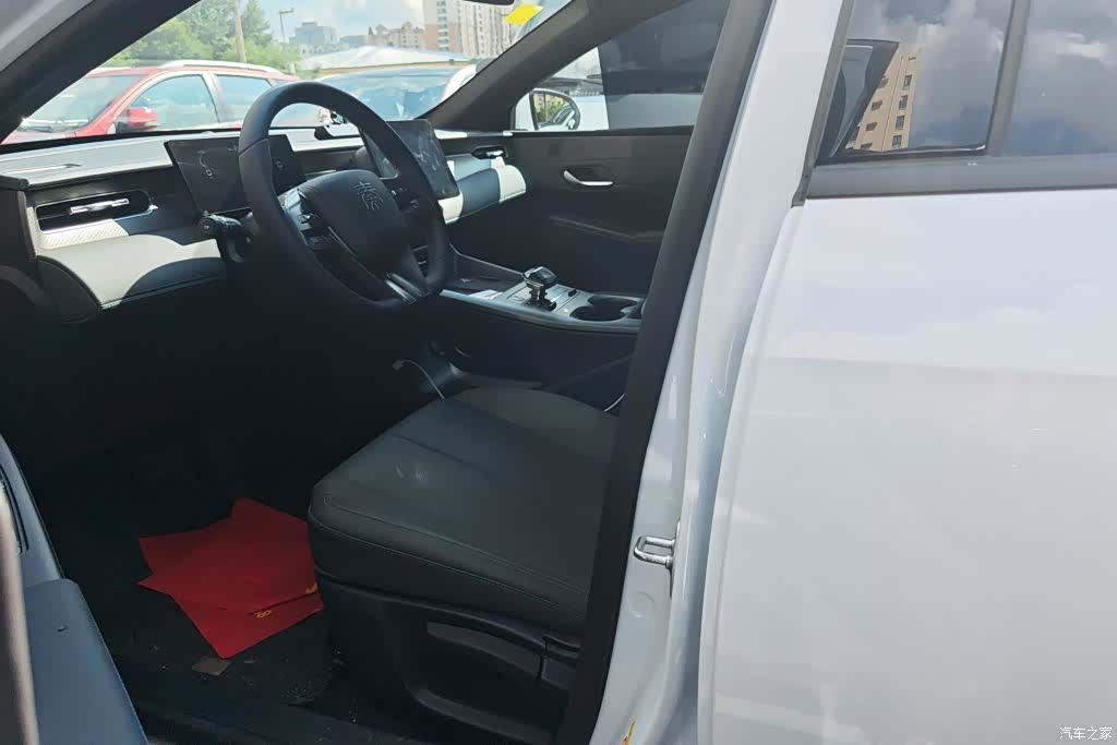 BYD Qin, 2025 8