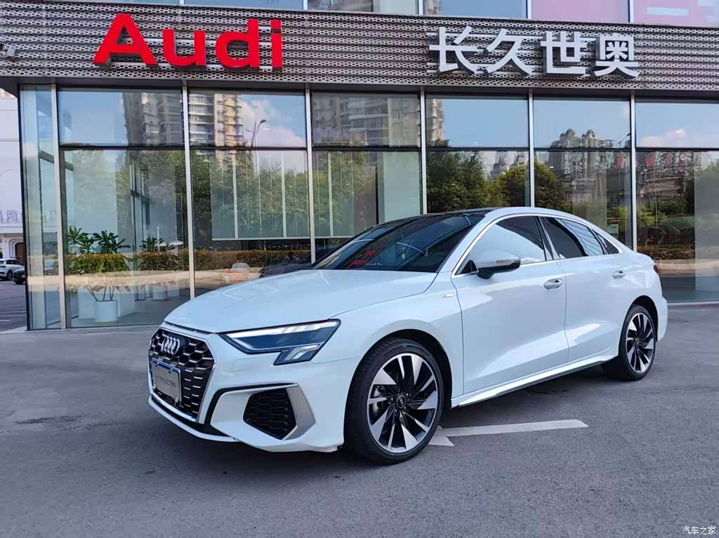 Audi A3, 2024 1