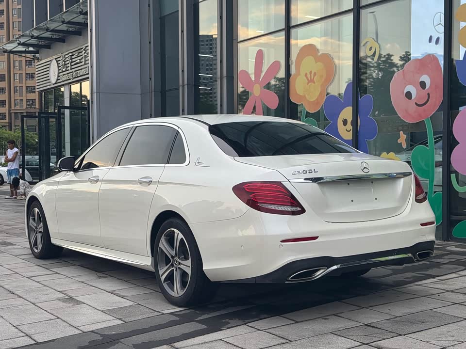 Mercedes-Benz E-class Mercedes-Benz E-class