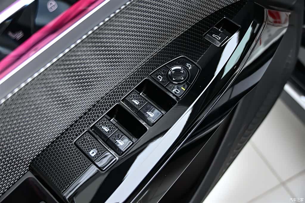 BMW 7 Series, 2023 24
