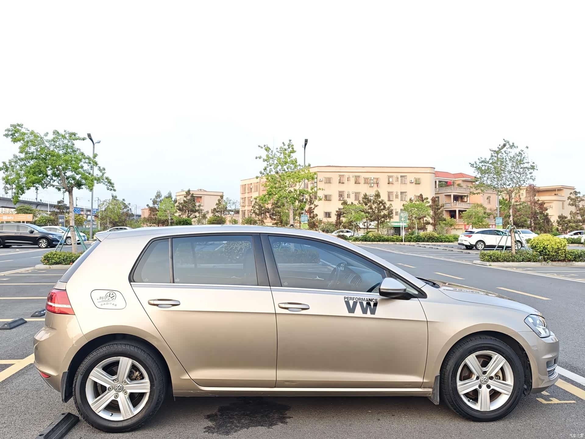 Volkswagen Golf, 2014 7