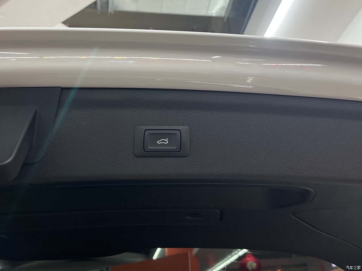 Audi Q3, 2019 16