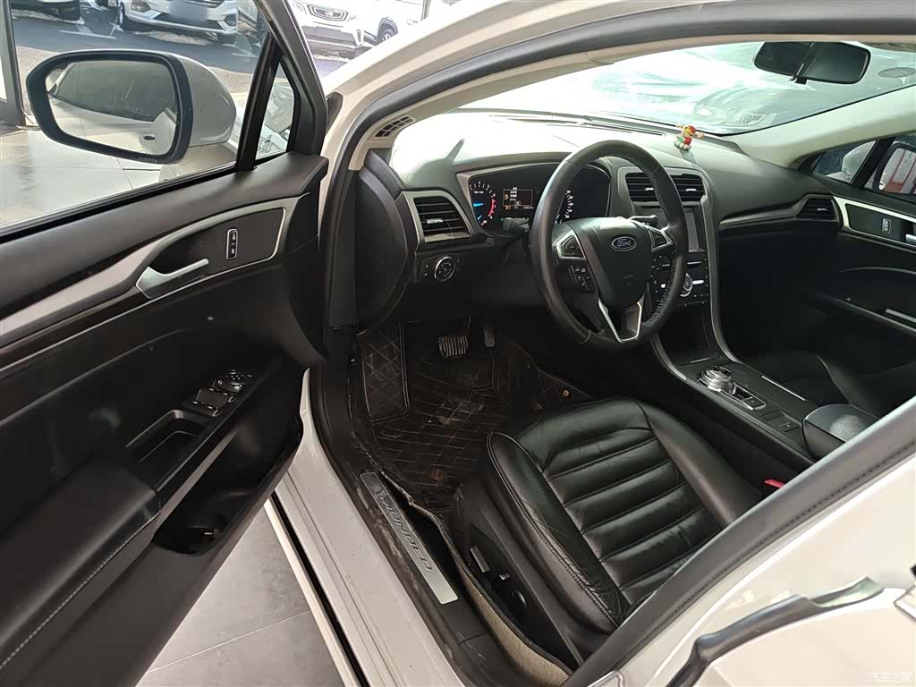 Ford Mondeo, 2018 12