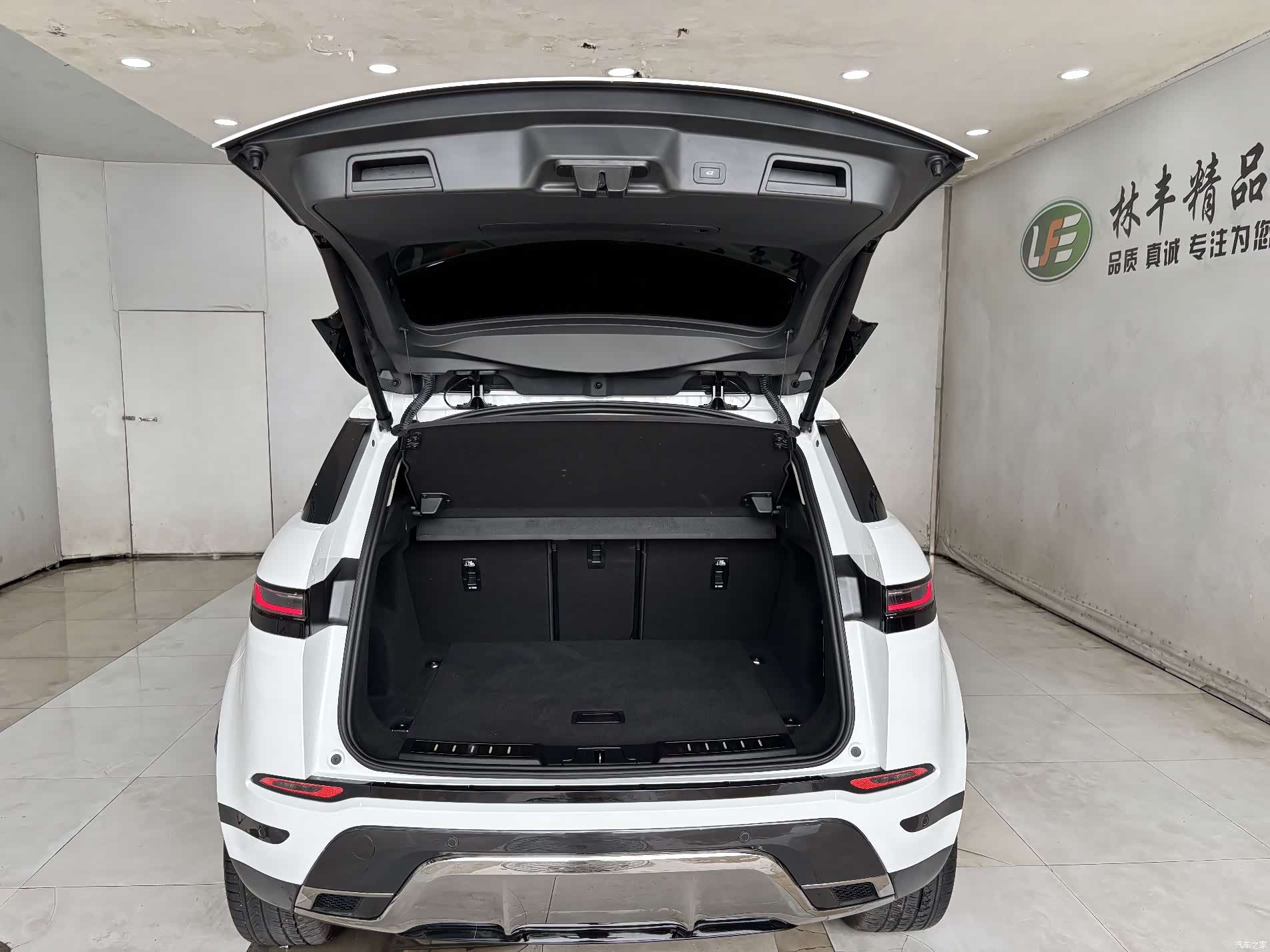 Land Rover Range Rover, 2024 28