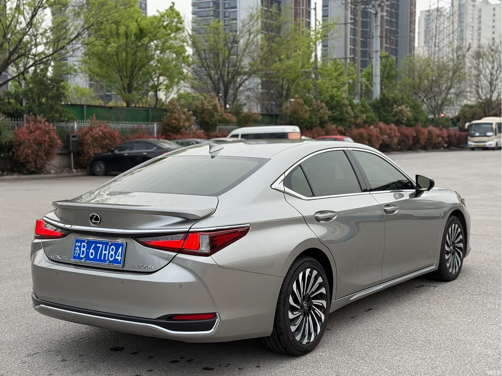 Lexus ES, 2023 11