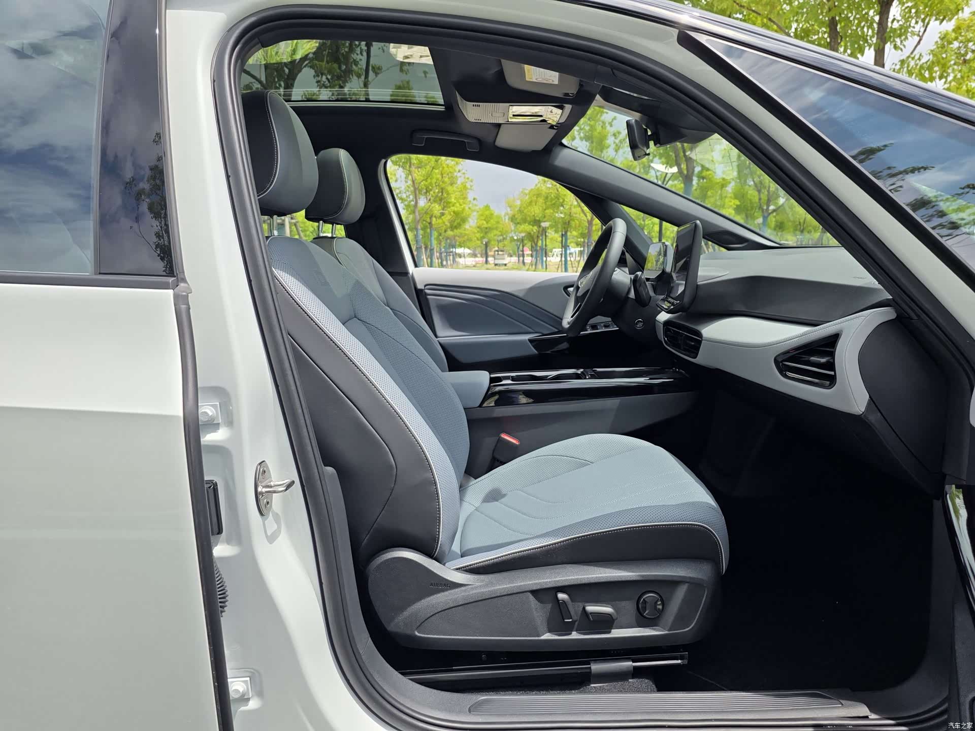 Volkswagen ID.3, 2025 12
