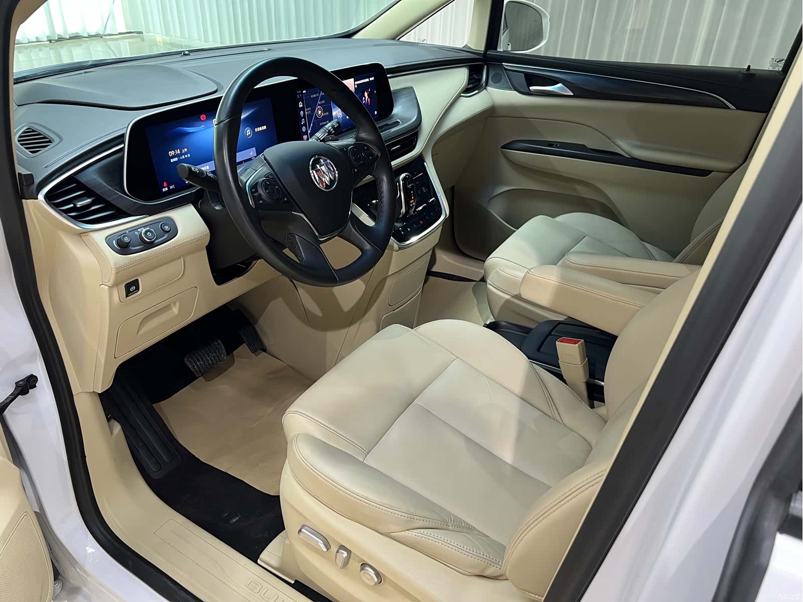 Buick GL8, 2024 7