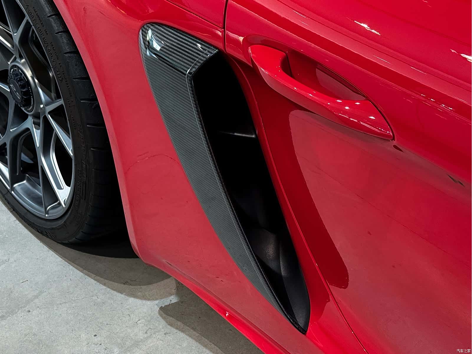 Porsche Cayman, 2024 9