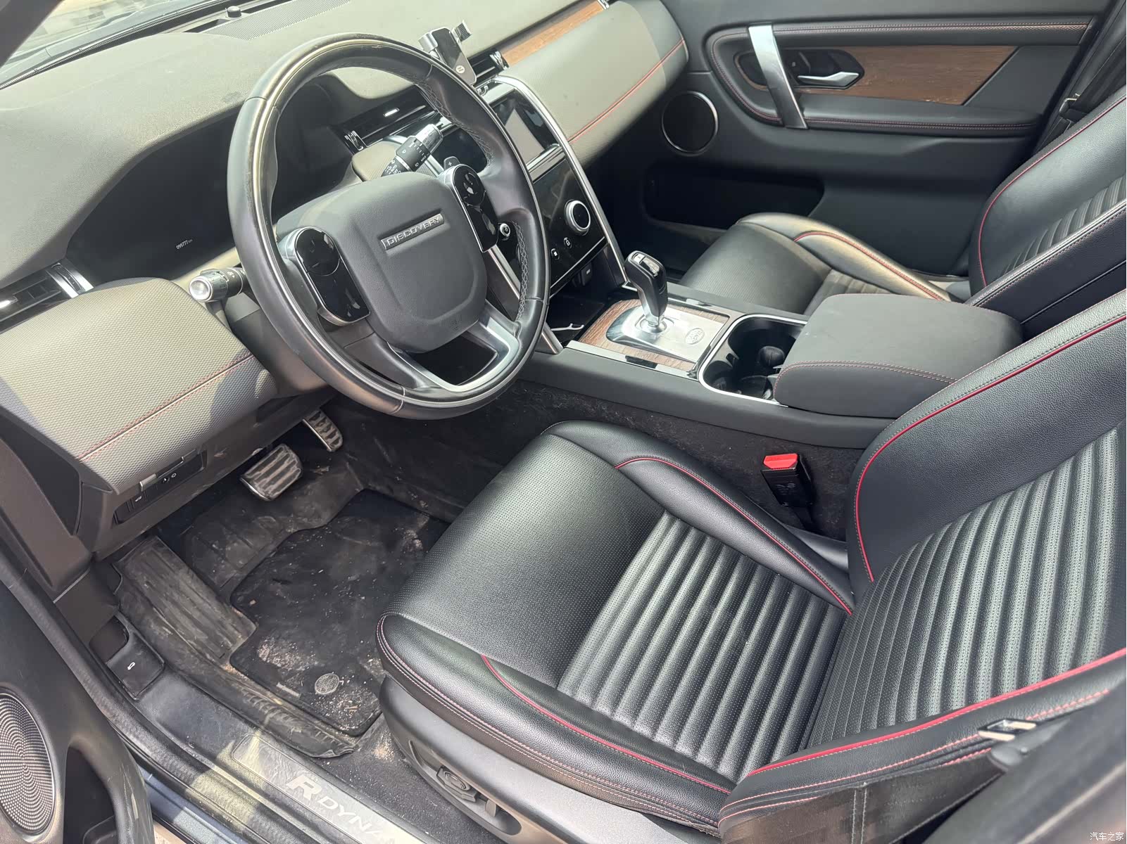 Land Rover Discovery, 2021 4
