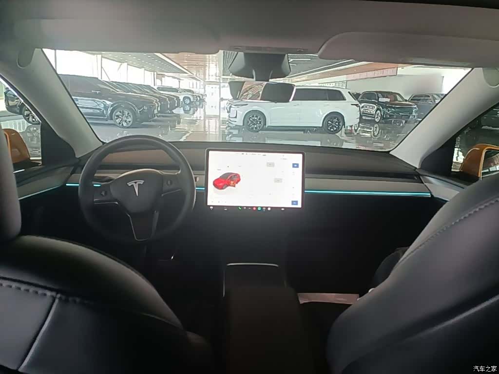 Tesla Model Y, 2025 6
