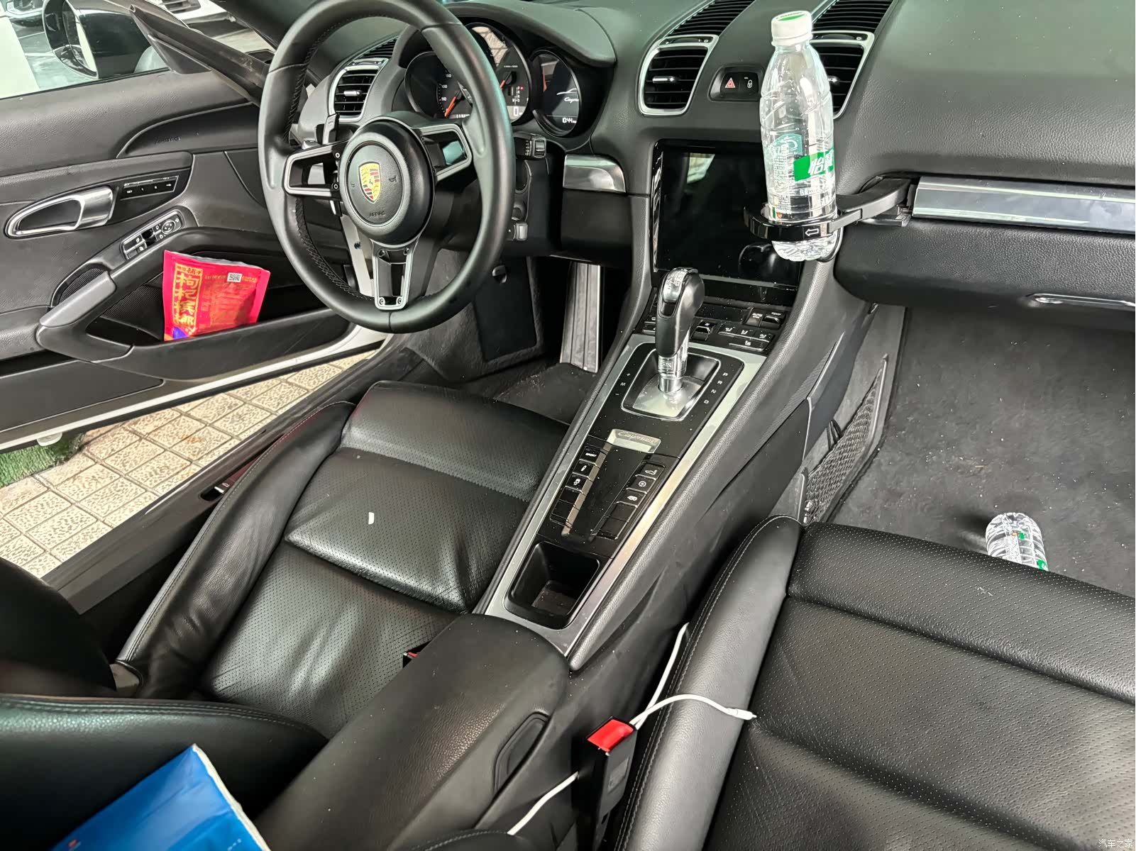 Porsche Cayman, 2015 11