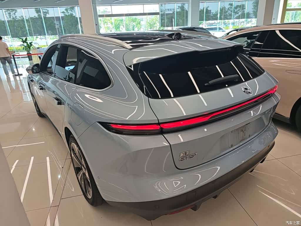 NIO ET5, 2023 все фото