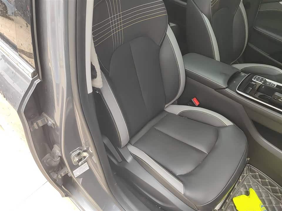 Roewe i6 MAX