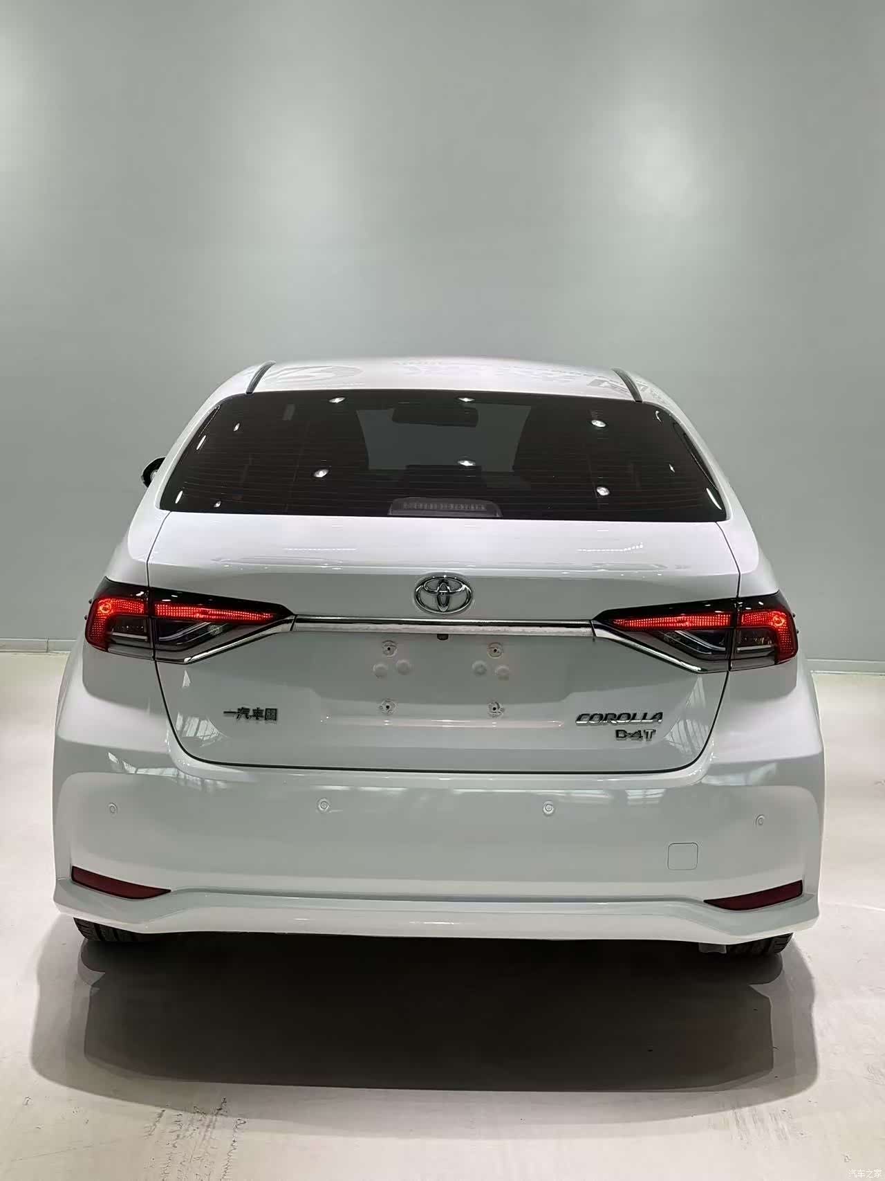 Toyota Corolla, 2022 все фото