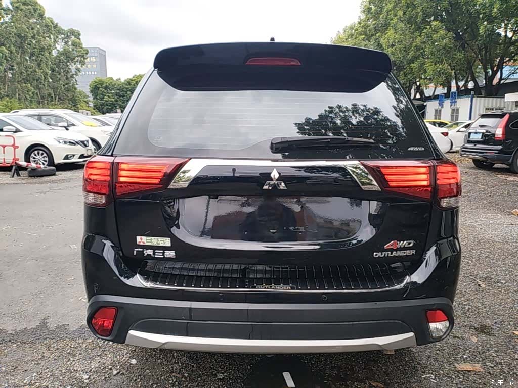 Mitsubishi Outlander, 2018 6