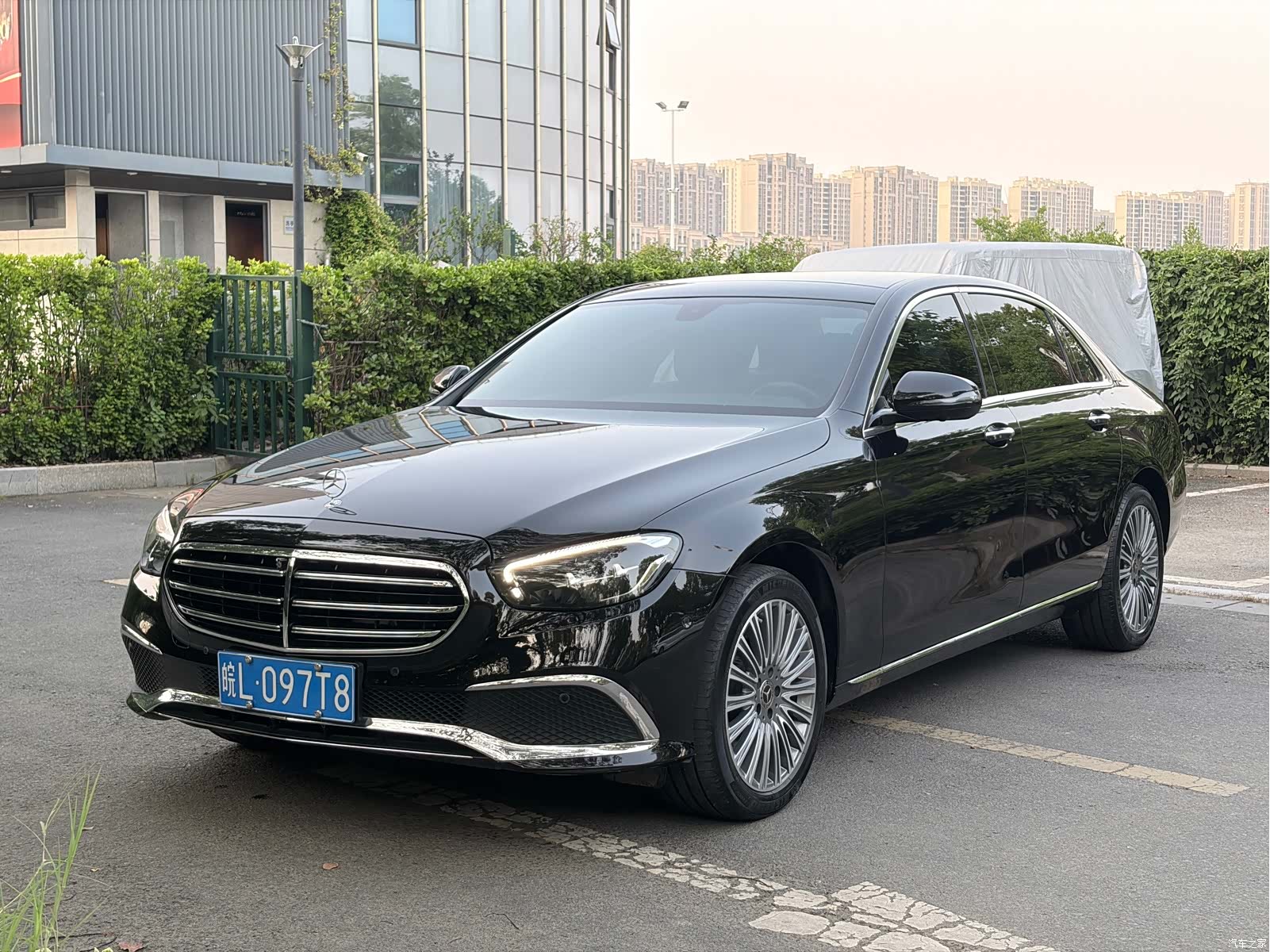 Mercedes-Benz E-Class, 2022 1