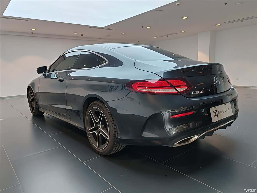 Mercedes-Benz C-Class, 2019 все фото