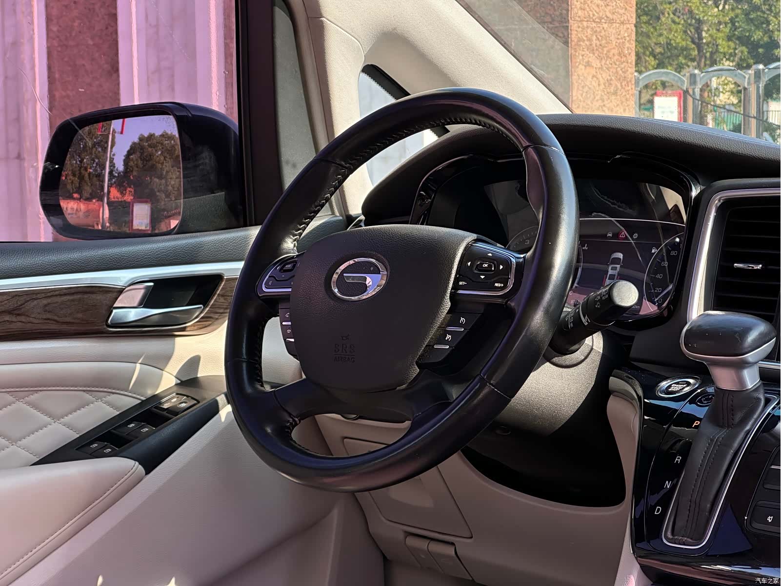 Trumpchi M8, 2018 17