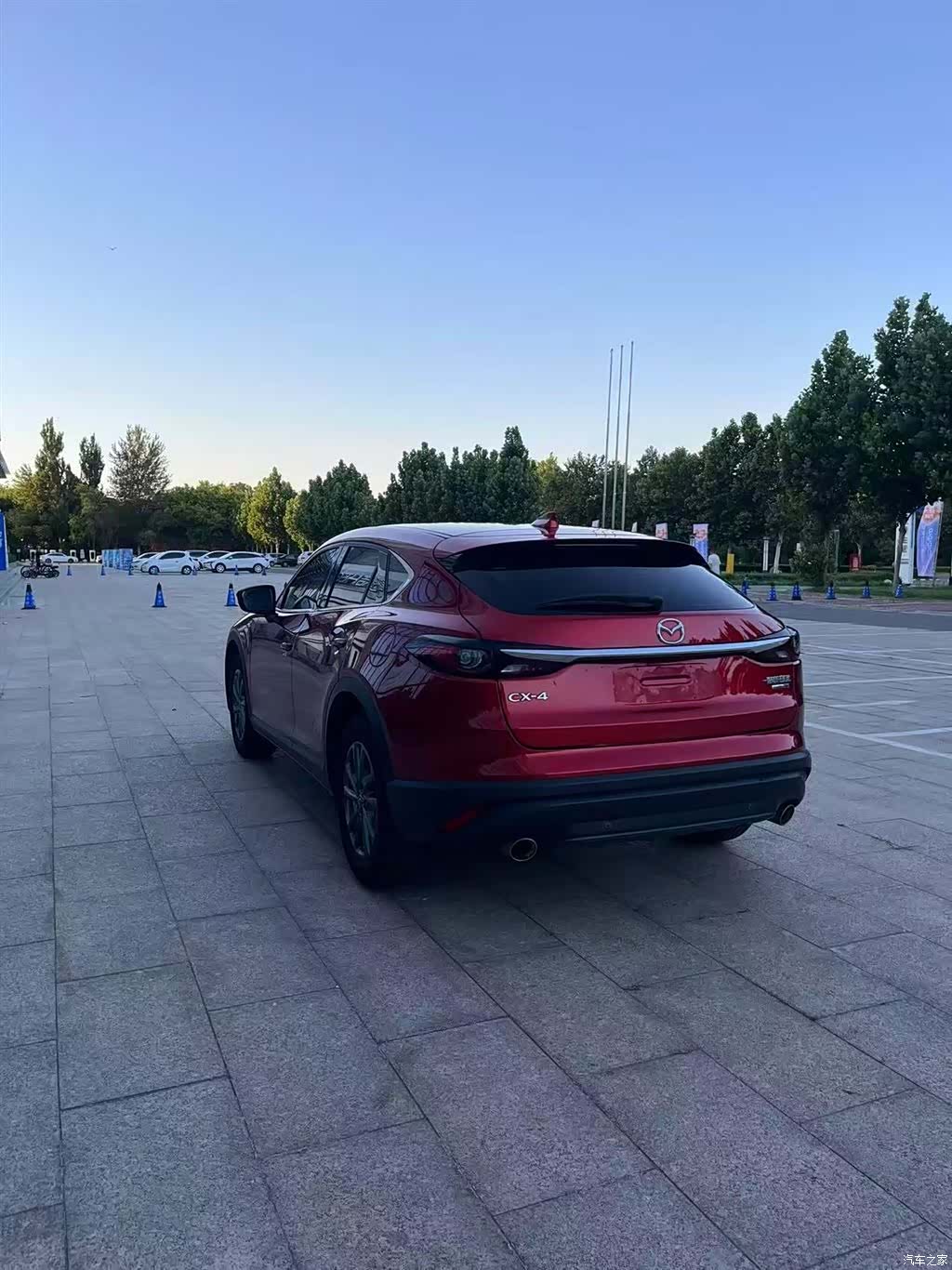 Mazda CX-4, 2021 все фото