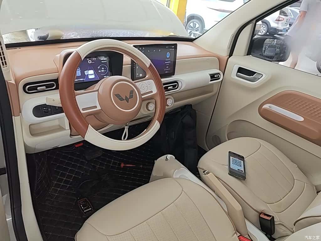 Wuling MINIEV, 2024 10