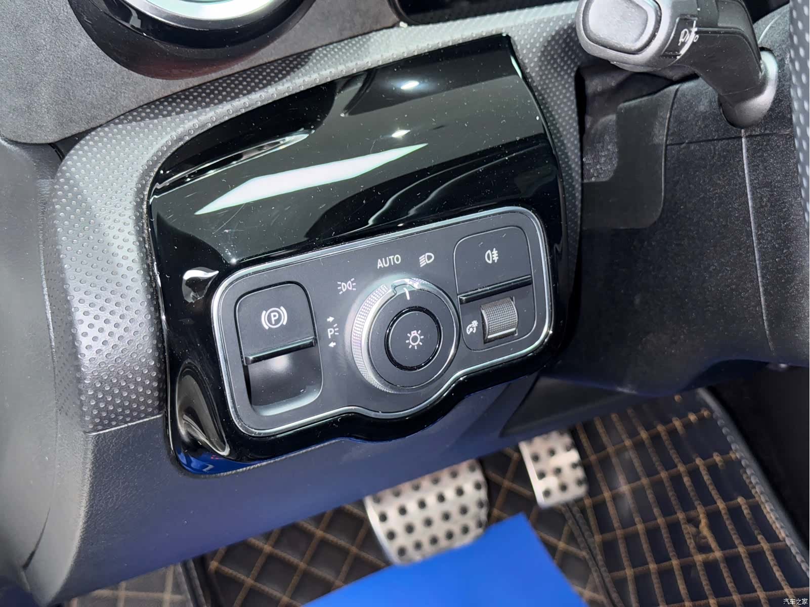 Mercedes-Benz CLA, 2021 13