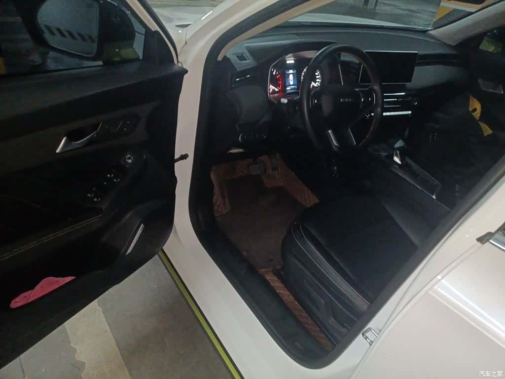 Haval Jolion, 2022 14