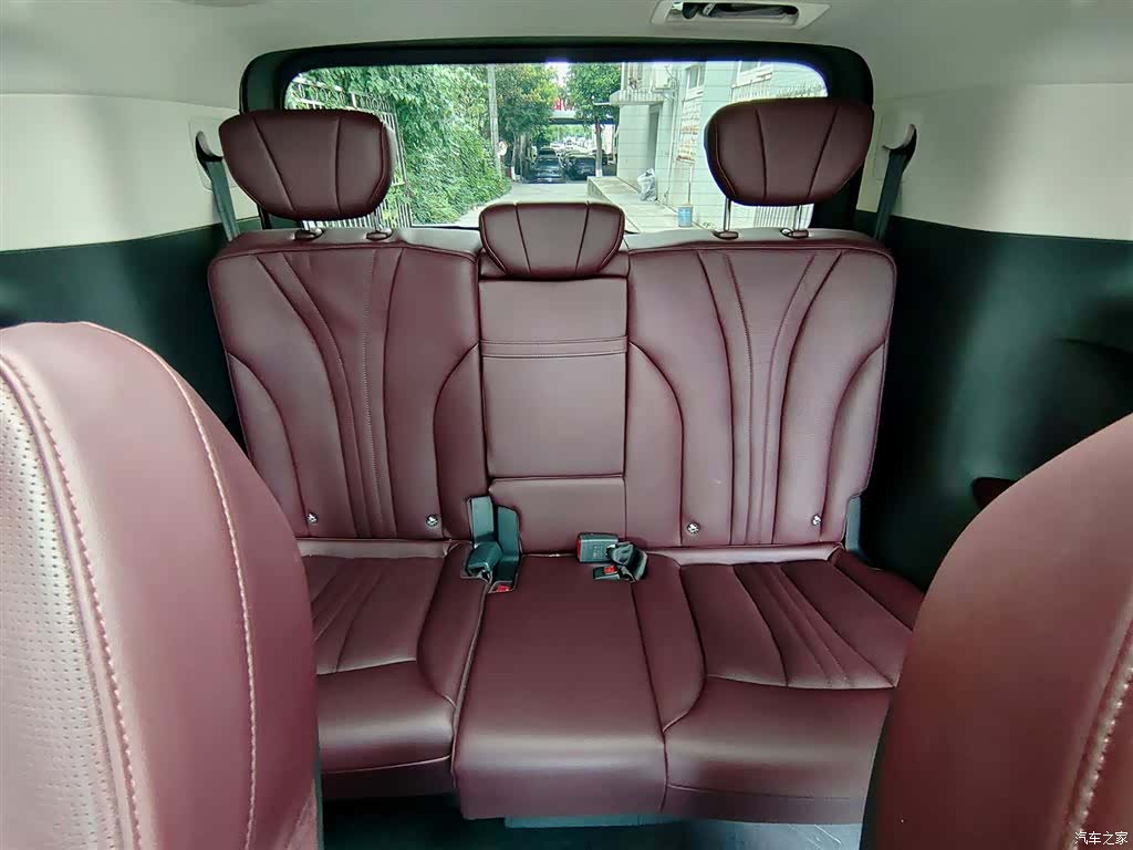 Hongqi HQ9, 2023 9