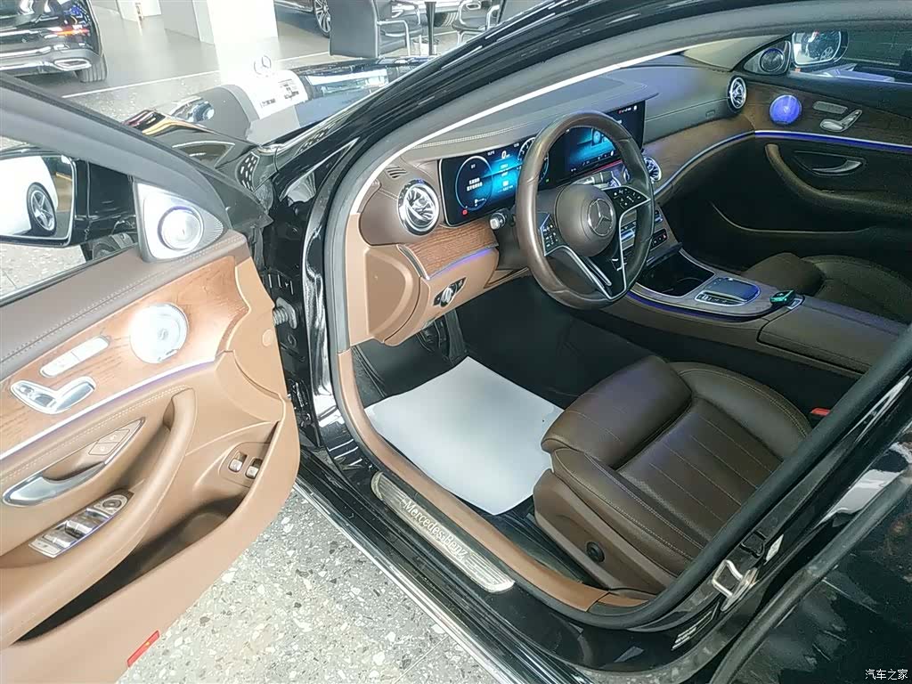 Mercedes-Benz E-Class, 2022 12
