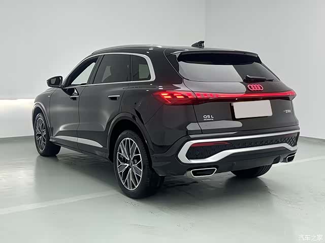 Audi Q5L, 2025 все фото