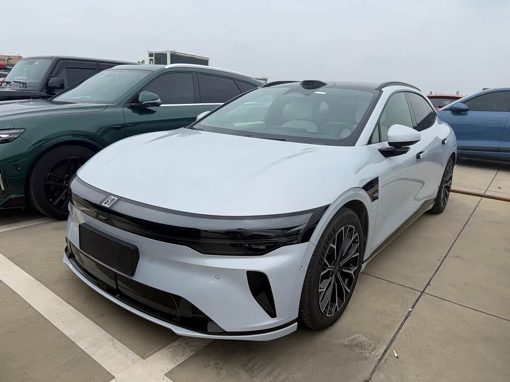 Zeekr 007GT