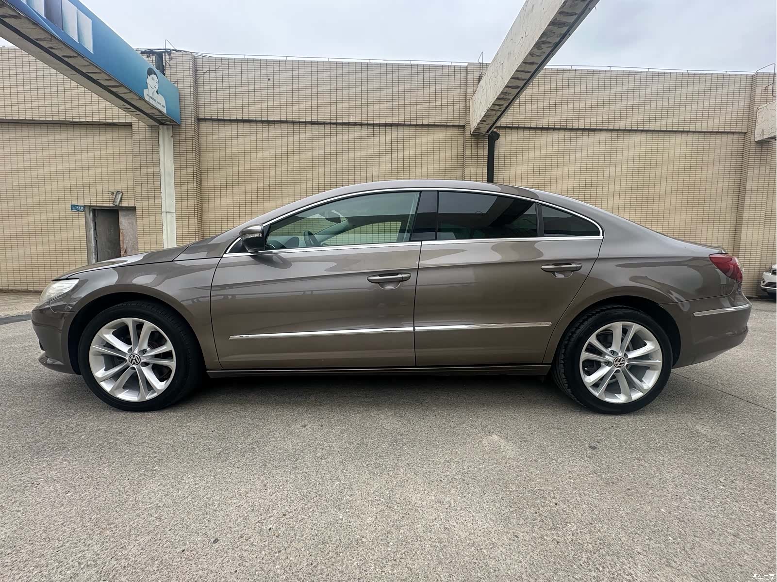 Volkswagen CC, 2011 8