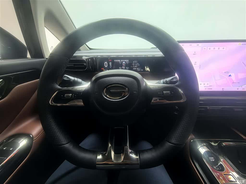 Trumpchi E8, 2025 9