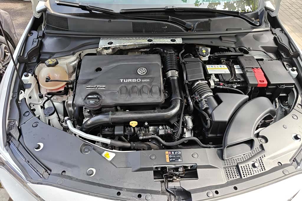 Buick Verano, 2024 10