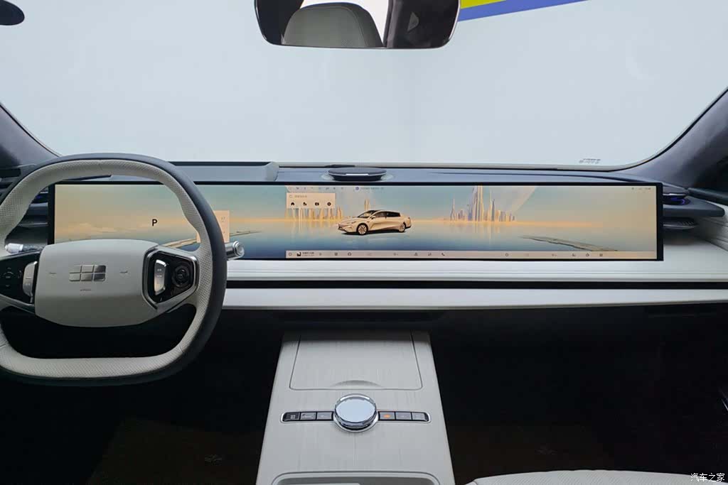 Geely E8, 2024 13