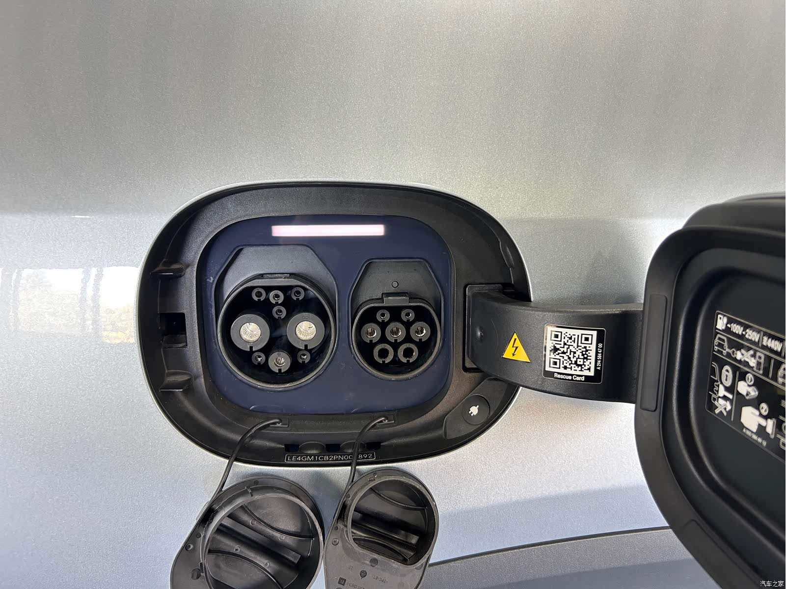 Mercedes-Benz EQE, 2024 18