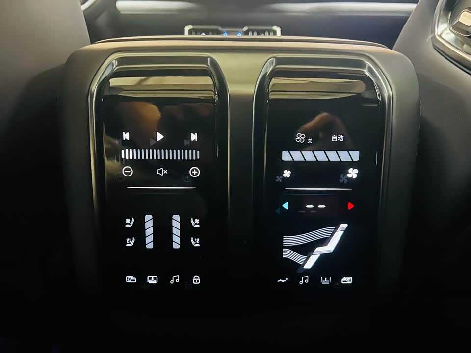 BYD Leopard 8