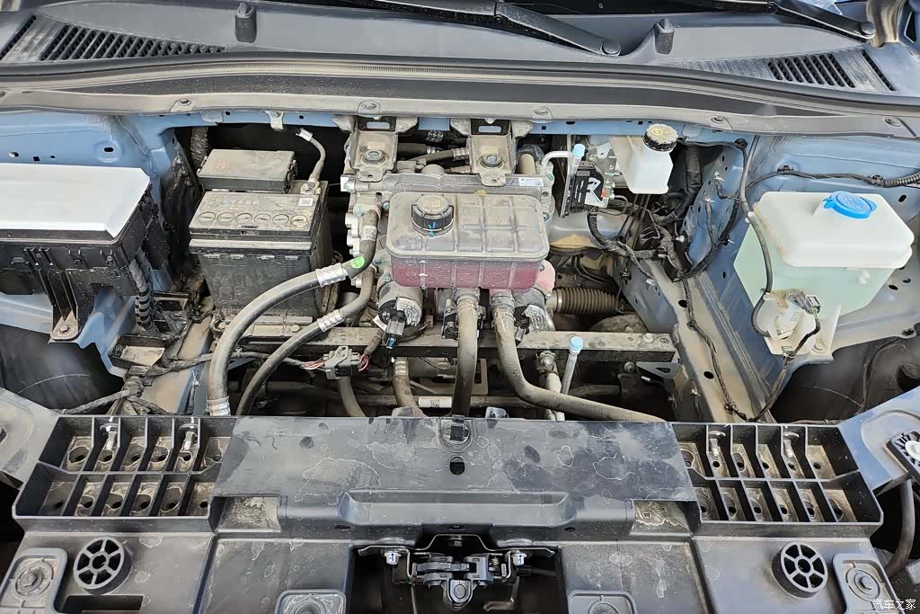 Leapmotor B01, 2025 10