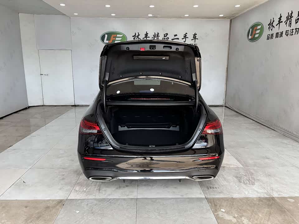 Mercedes-Benz E-class Mercedes-Benz E-class