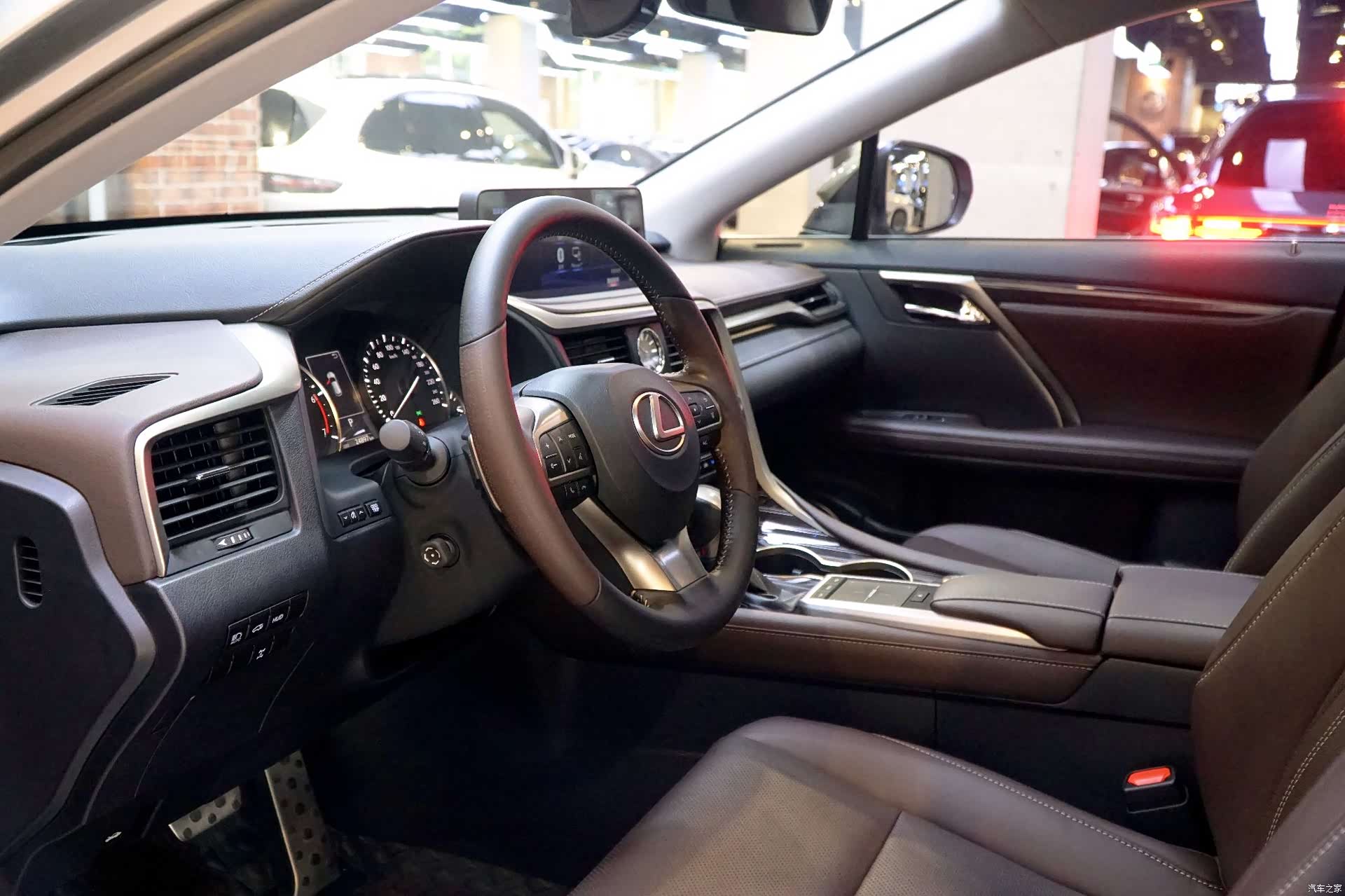 Lexus RX, 2022 12