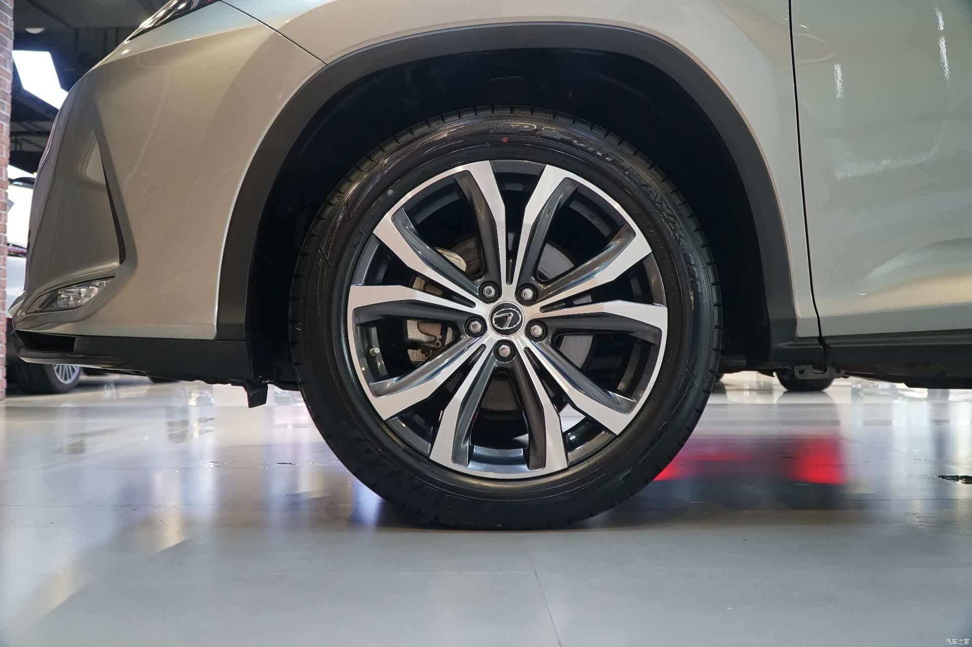 Lexus RX, 2022 21