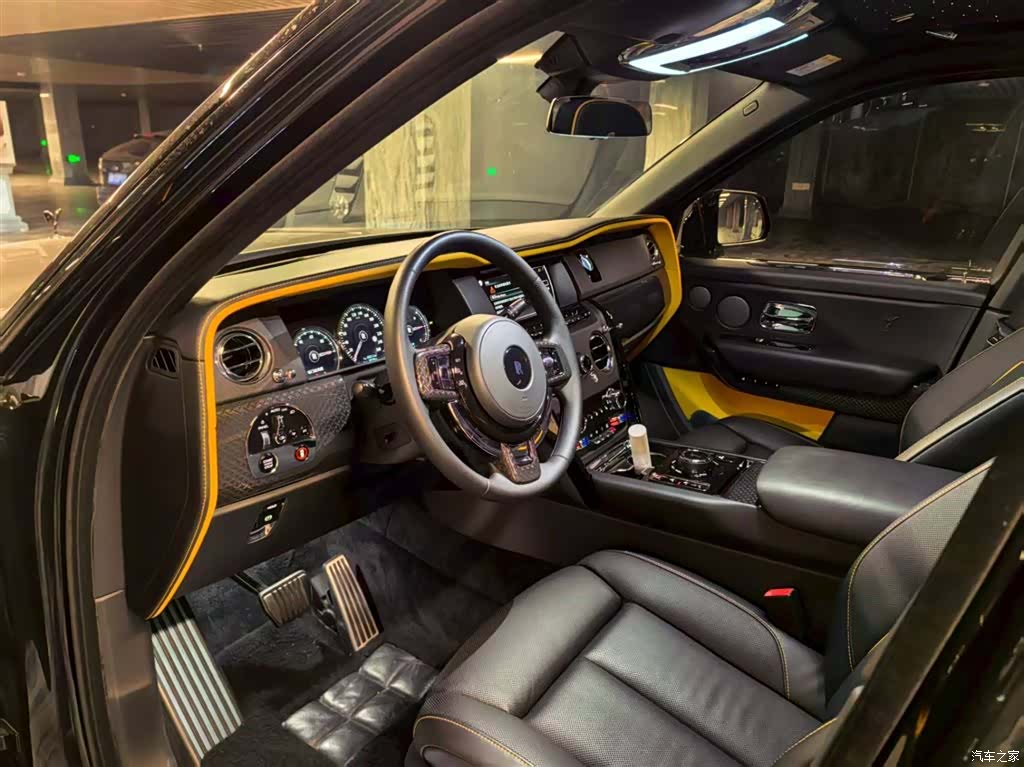 Rolls-Royce Cullinan, 2021 все фото