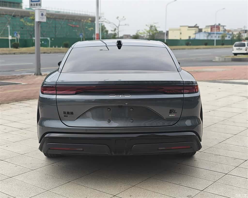 BYD Han, 2025 16