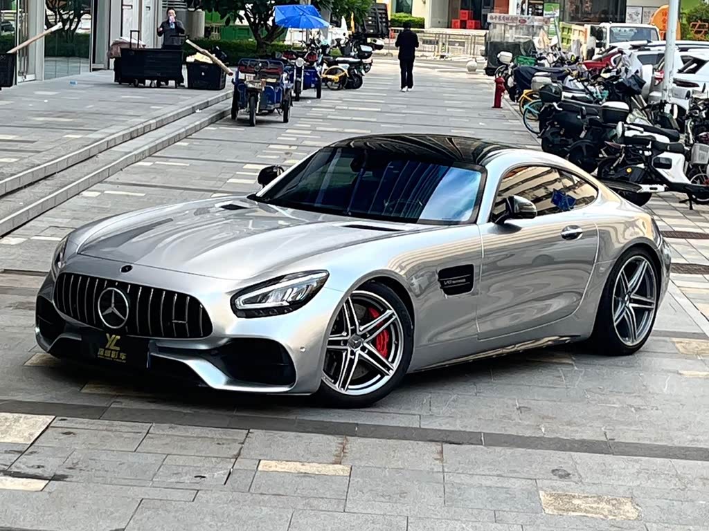 Mercedes-Benz AMG GT