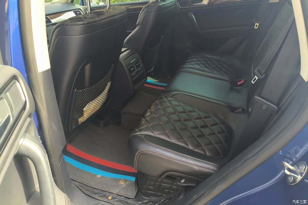 Volkswagen Touareg, 2017 11